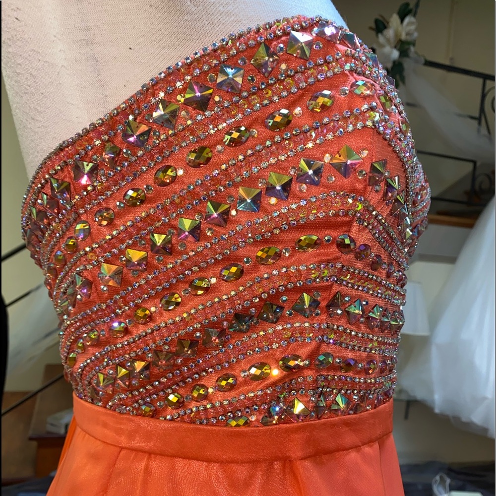 Prom Dress - Picture 2 of 4